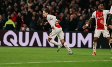 九游体育直播-阿贾克斯继续不败，雄踞荷甲榜首