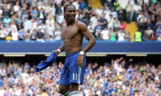 九游中国-火箭连续得分压制开拓者，福克斯成为关键先生