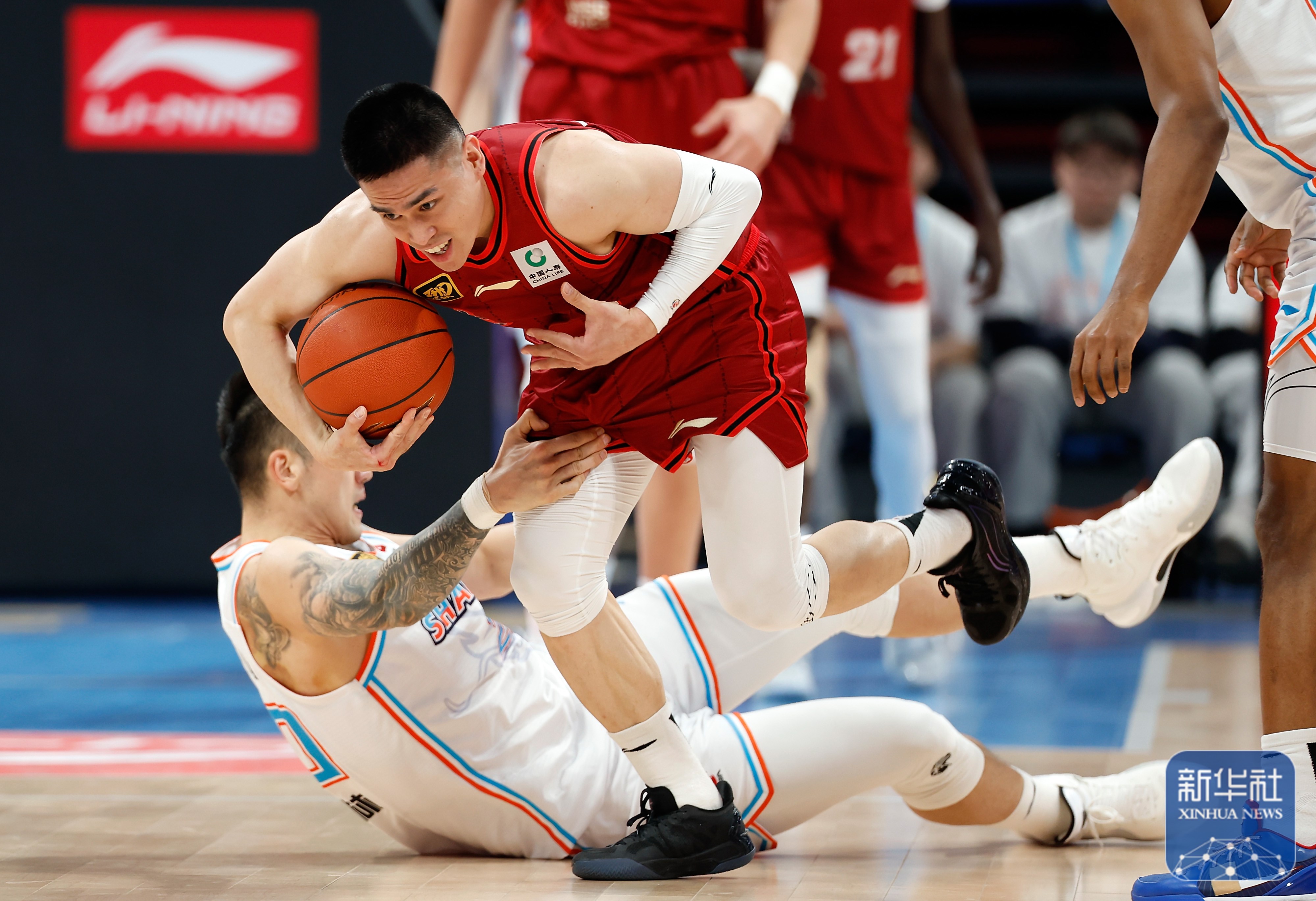 江苏男篮将挑战福建队,在赛场上展开激战的简单介绍 江苏男篮将挑战福建队,在赛场上展开激战的简单介绍