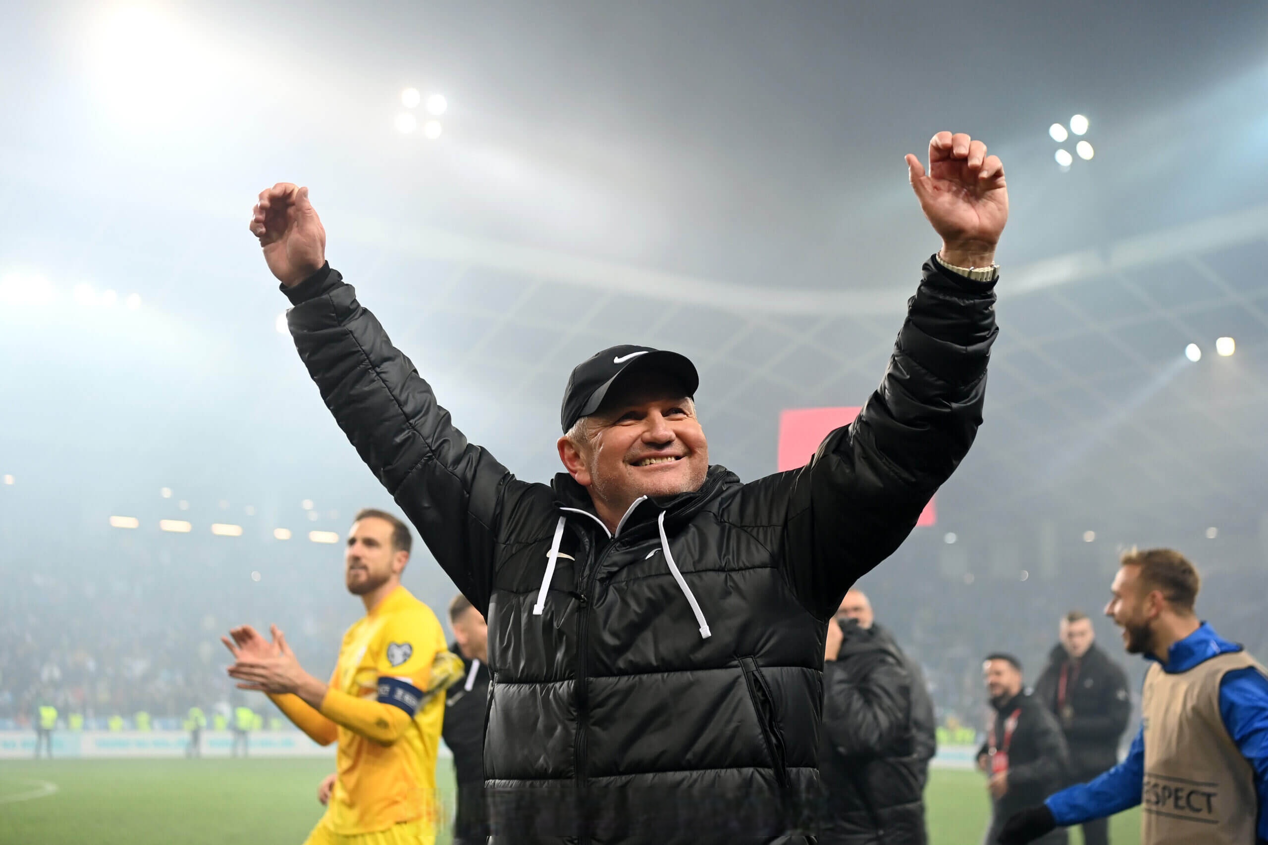 斯洛文尼亚队在欧预赛中追求突破,全力拼搏 斯洛文尼亚队在欧预赛中追求突破,全力拼搏