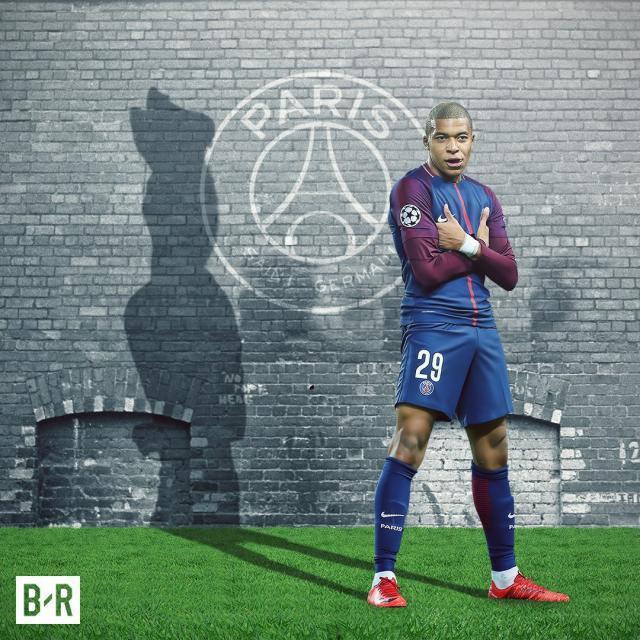 大巴黎宣布挖角皇马巨星，引起轰动的简单介绍