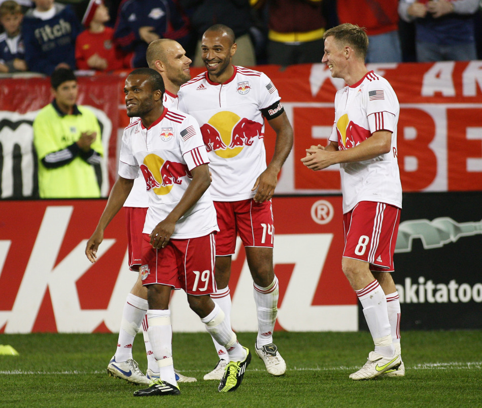 顶级球队再度对决,荣耀之路漫漫的简单介绍 顶级球队再度对决,荣耀之路漫漫的简单介绍