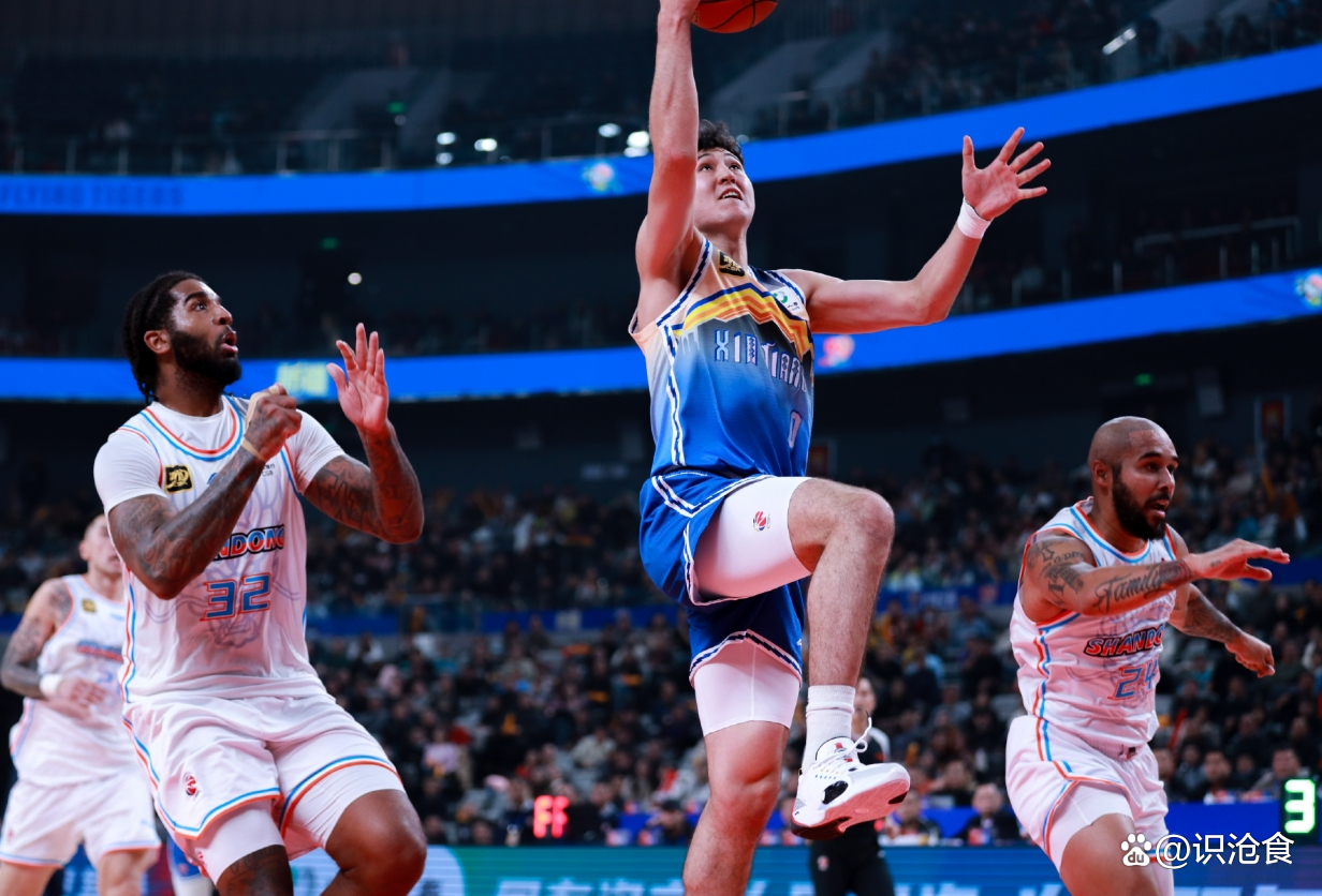 新疆队爆冷淘汰山东，晋级季后赛