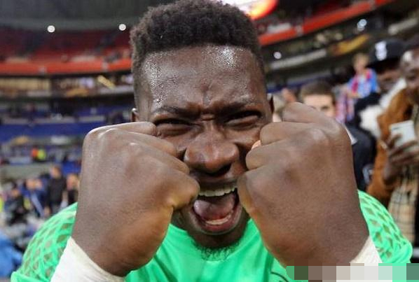 关于阿贾克斯实现惊艳逆转，晋级希望获得提升的信息