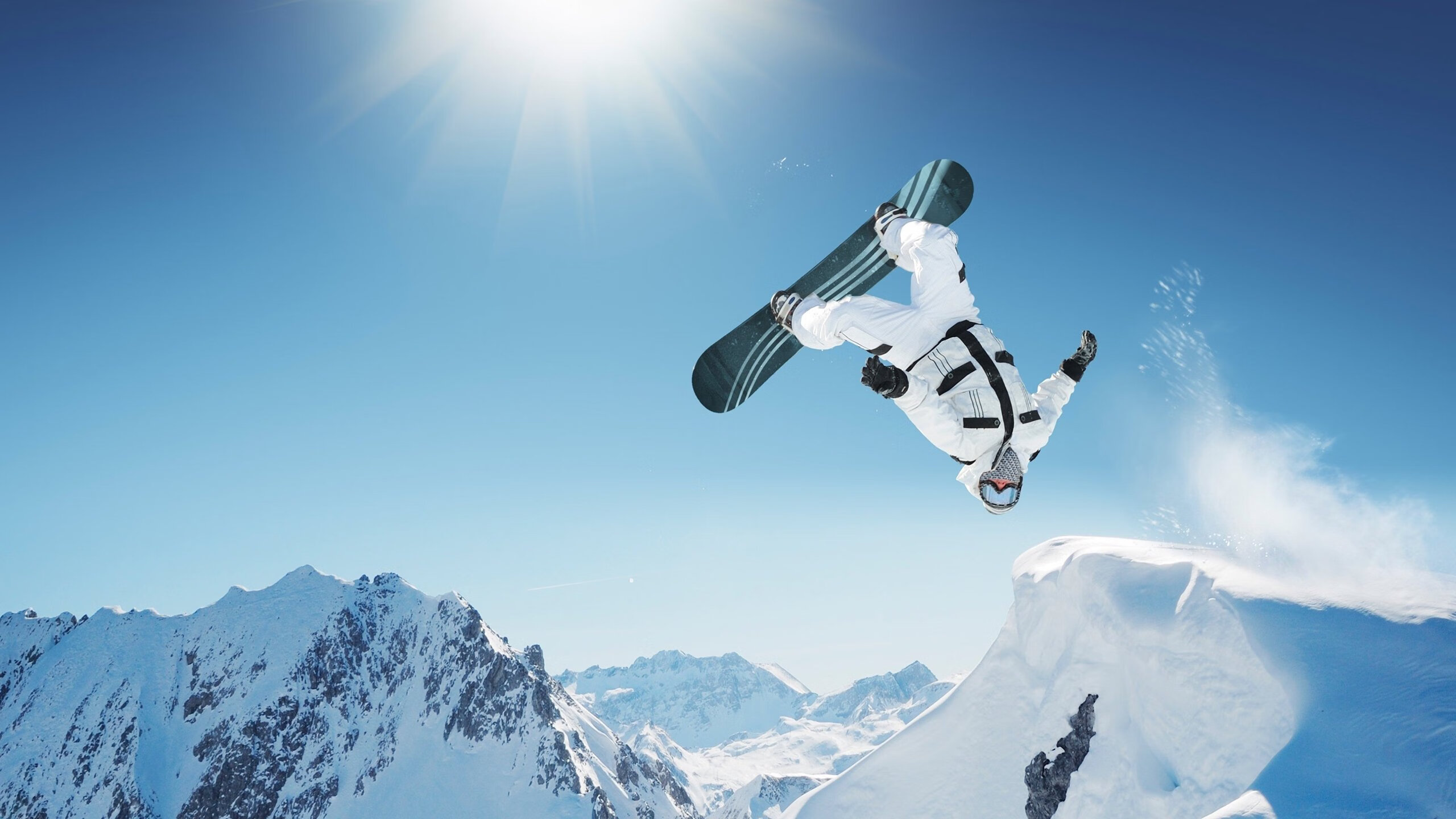 赛道之外的逆袭，从马里足球翻盘克罗地亚看F1年度争冠的终极悬念